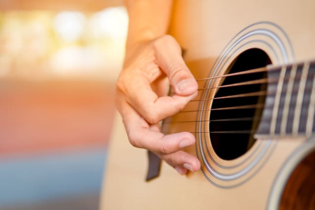 4 Ways To Improve Your Guitar Tone